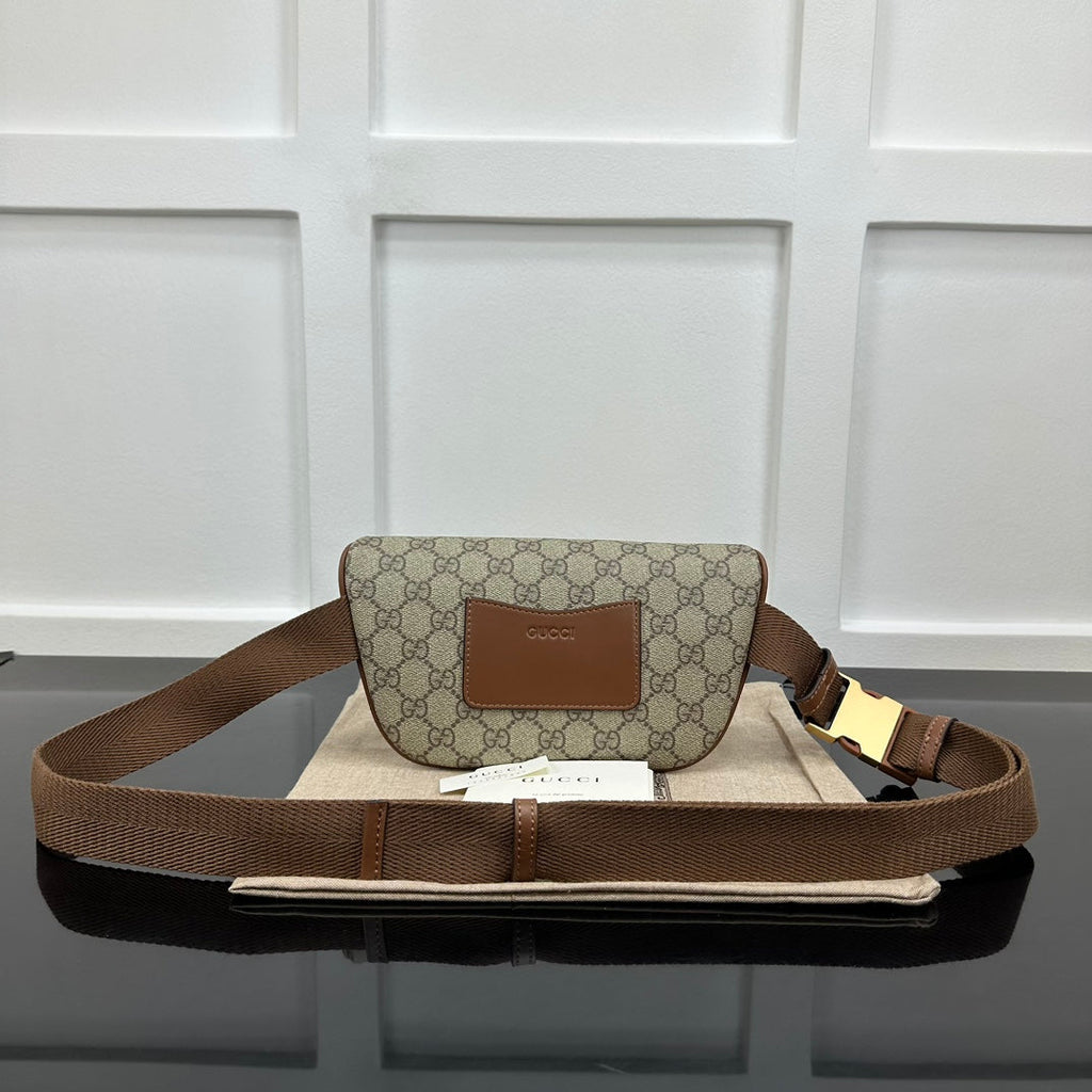 Gucci GG Emblem small belt bag, 821165 in beige fabric