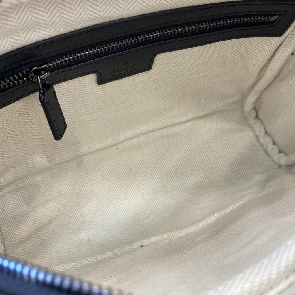 Gucci GG Emblem small crossbody bag, 821155 in black fabric