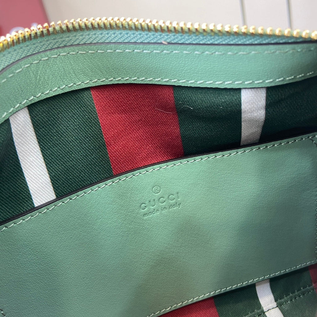 Gucci GG Emblem small shoulder bag 815218 in green fabric