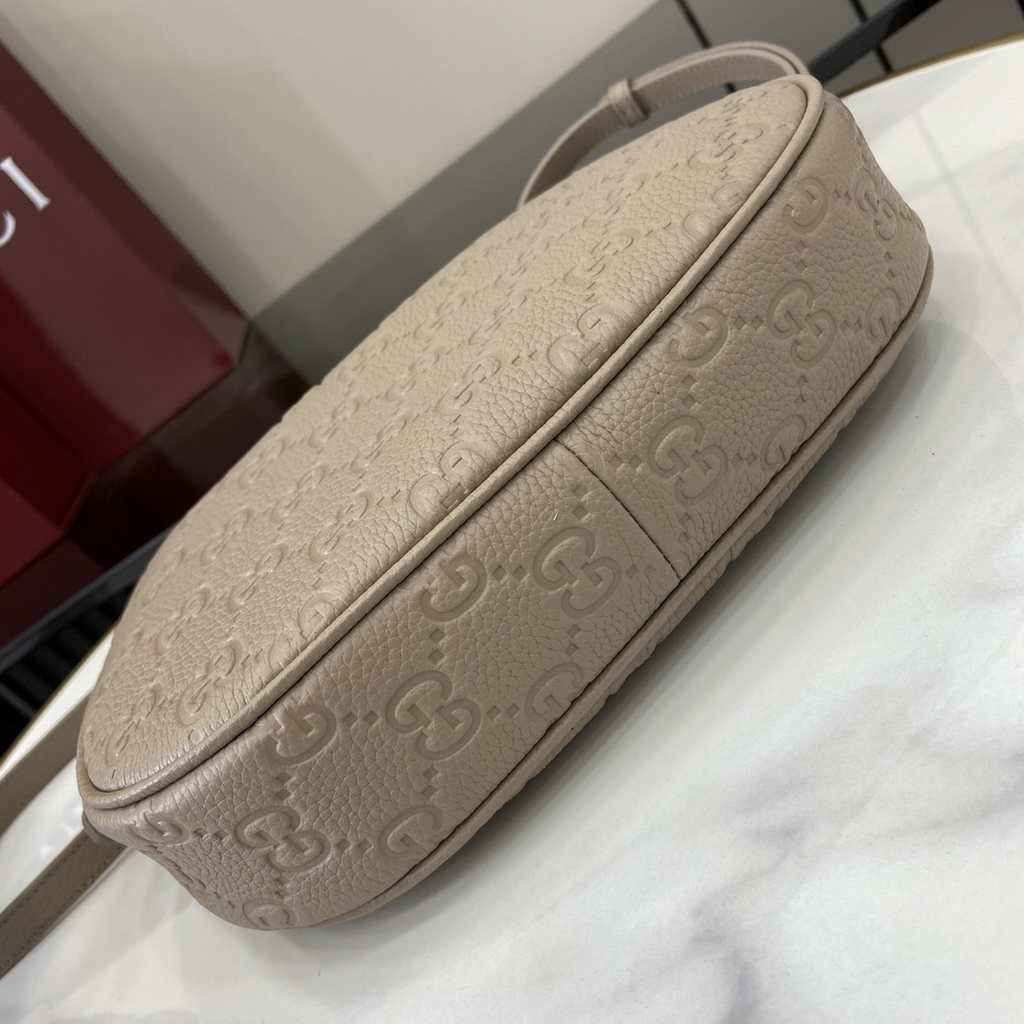 Gucci GG Emblem small shoulder bag 815409 in taupe GG leather