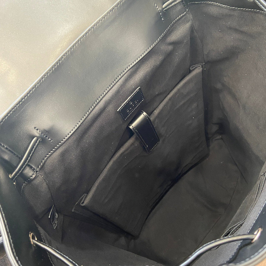 Gucci GG jumbo large backpack ‎625770 Grey and black grainy leather