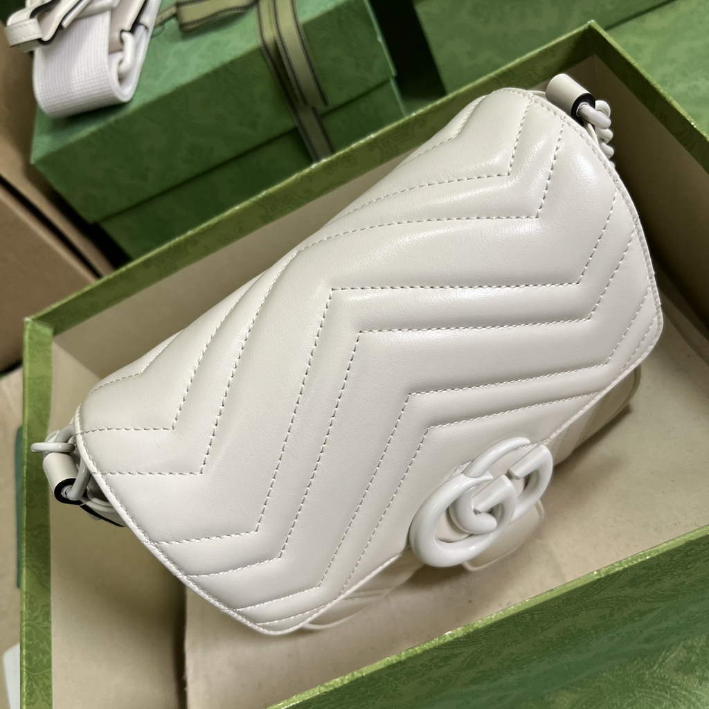 Gucci GG Marmont mini shoulder bag, 739681 in white leather