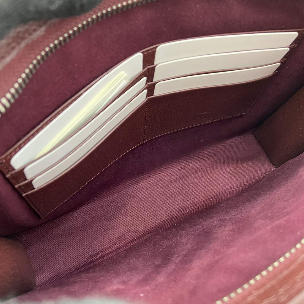 Gucci GG pouch with grey trim, 768255 wine red leahter