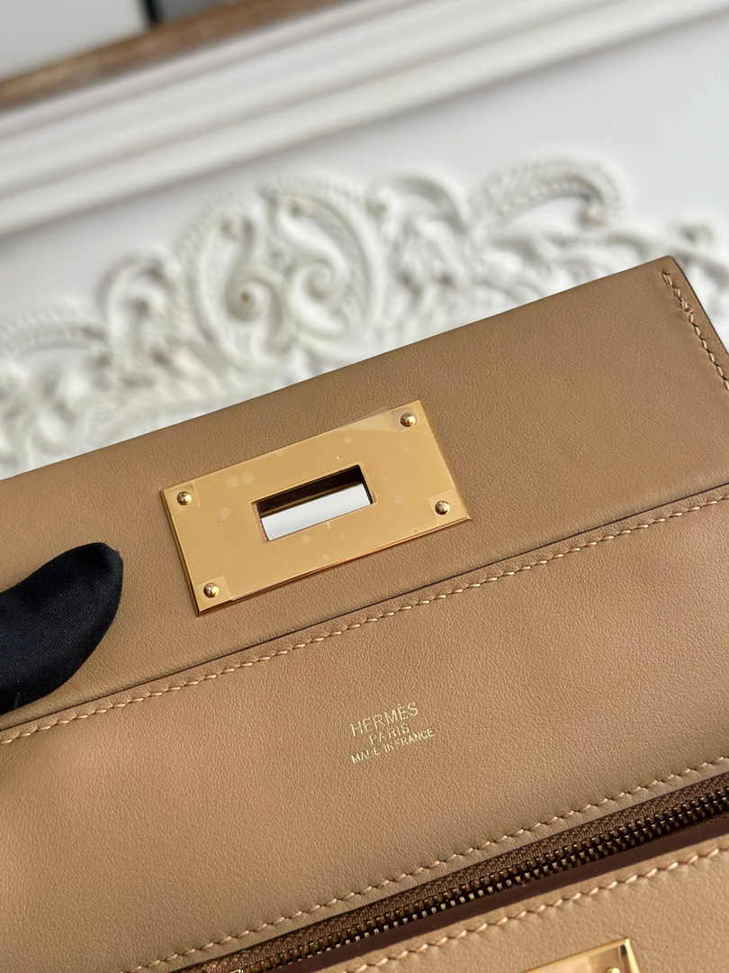 Hermès 24/24 Mini Bag Evercolor Swift Leather Apricot Gold - Default Title - View 8