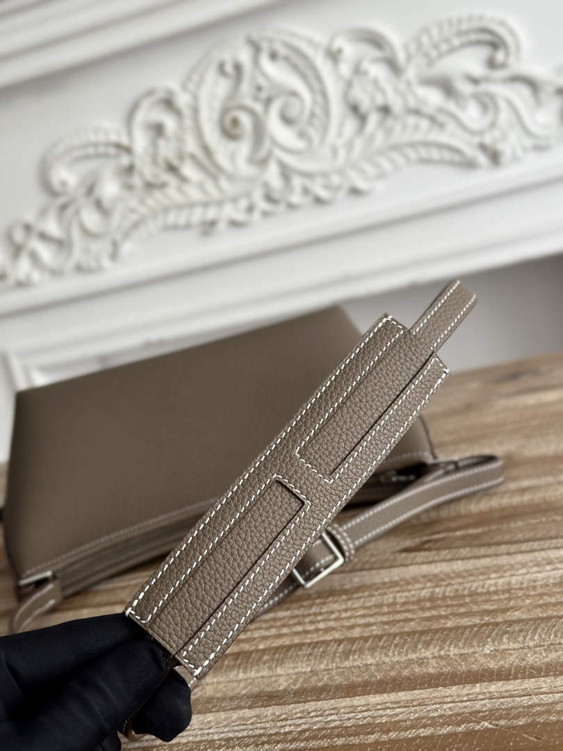 Hermes Berlingot Bag Leather H267908 - Default Title - View 6