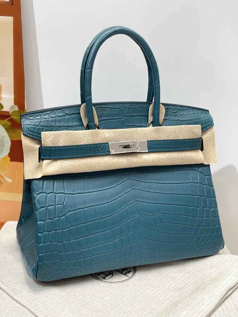 Hermès Birkin Bag 30cm Dark Blue Crocodile Leather Gold Hardware H8885 - Default Title - View 4