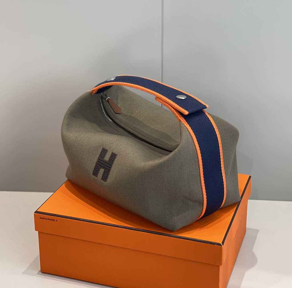 Hermes Bride-a-Brac Cases H103223M13 - Default Title - View 1