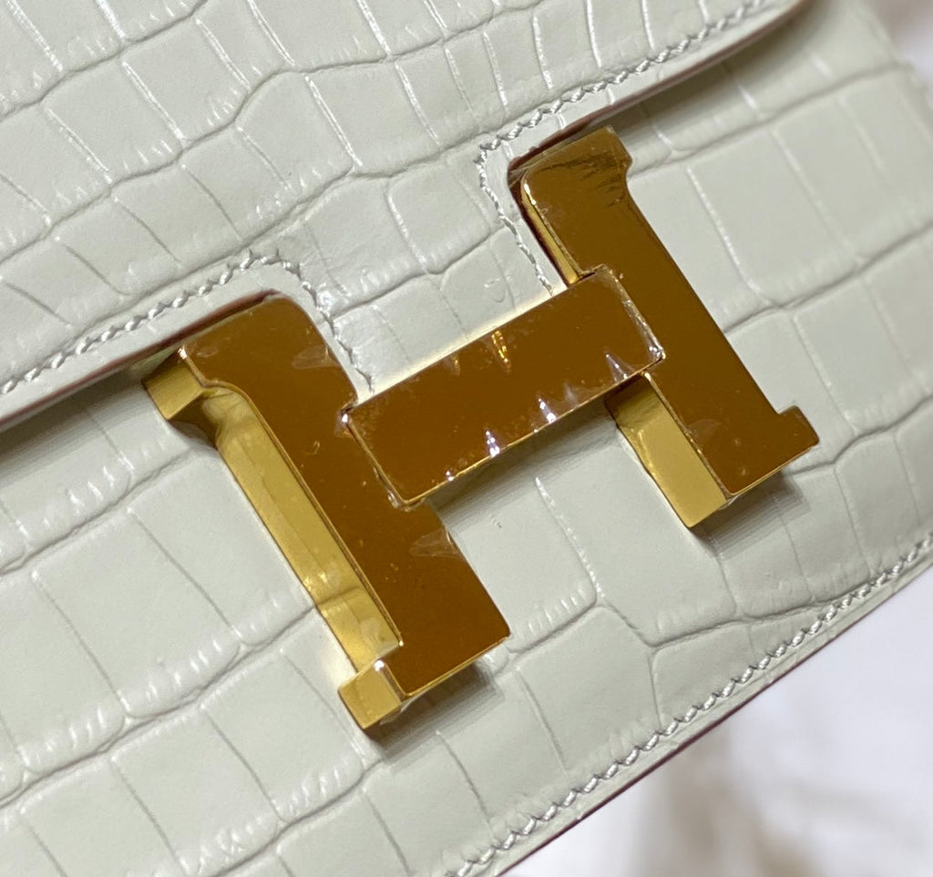 Hermes Constance Bag Beige Crocodile Leather Gold H2806 - 18cm - View 7