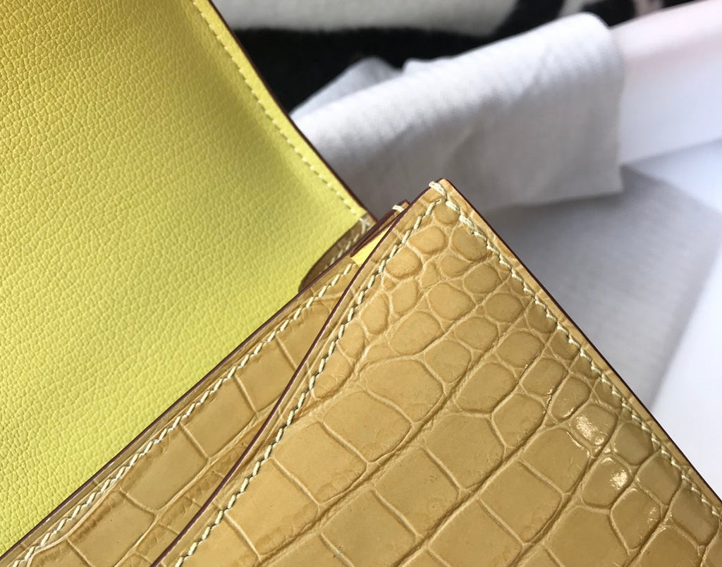 Hermes Constance Bag Apricot Crocodile Leather Gold H2808 - 18cm - View 9