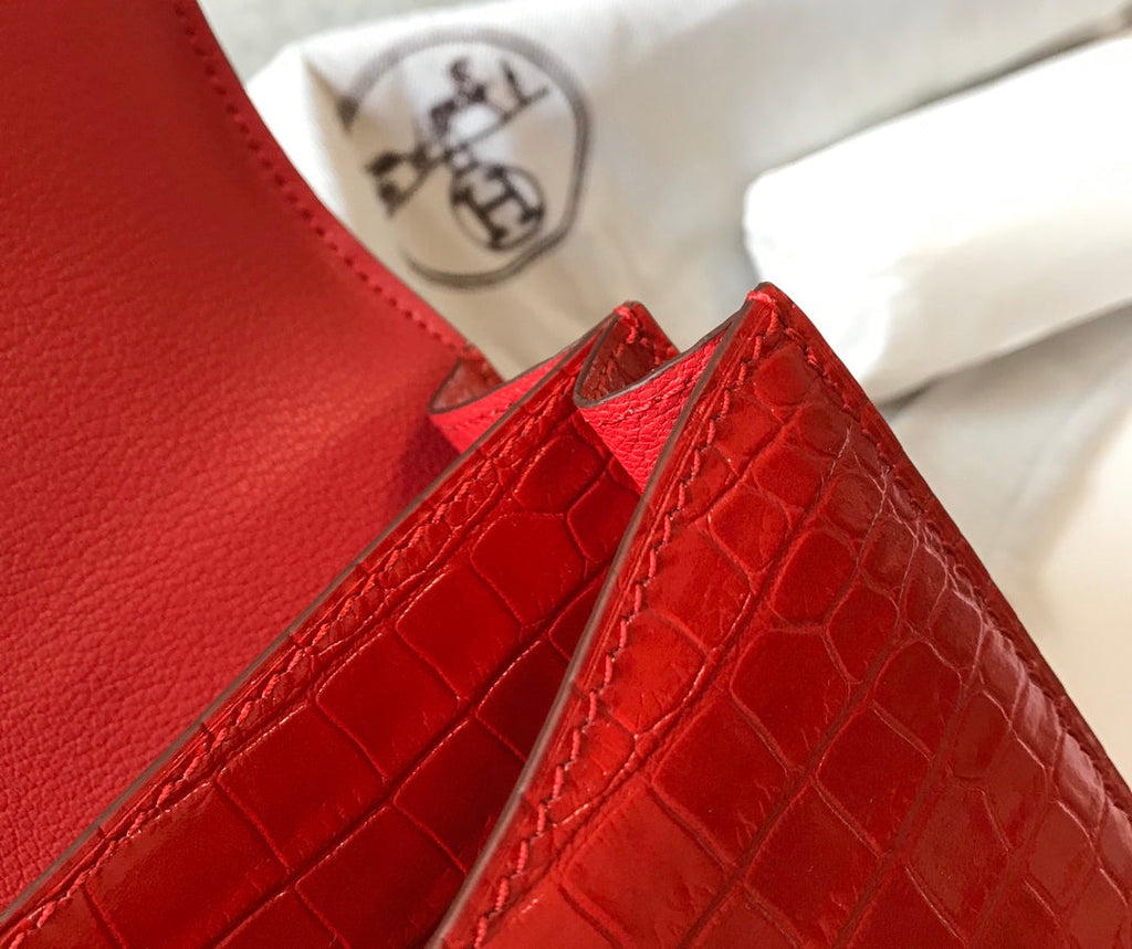 Hermes Constance Bag Red Crocodile Leather Gold H2807 - 18cm - View 8