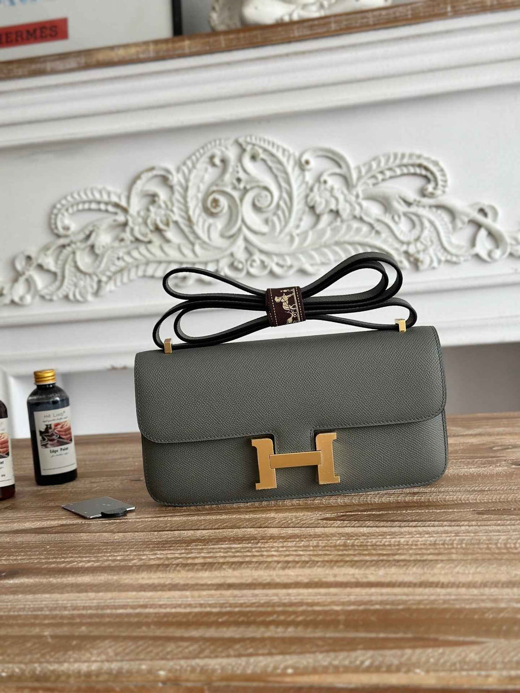 Hermès Constance bag in Dark Gray Epsom leather H382690 - Gold - View 3