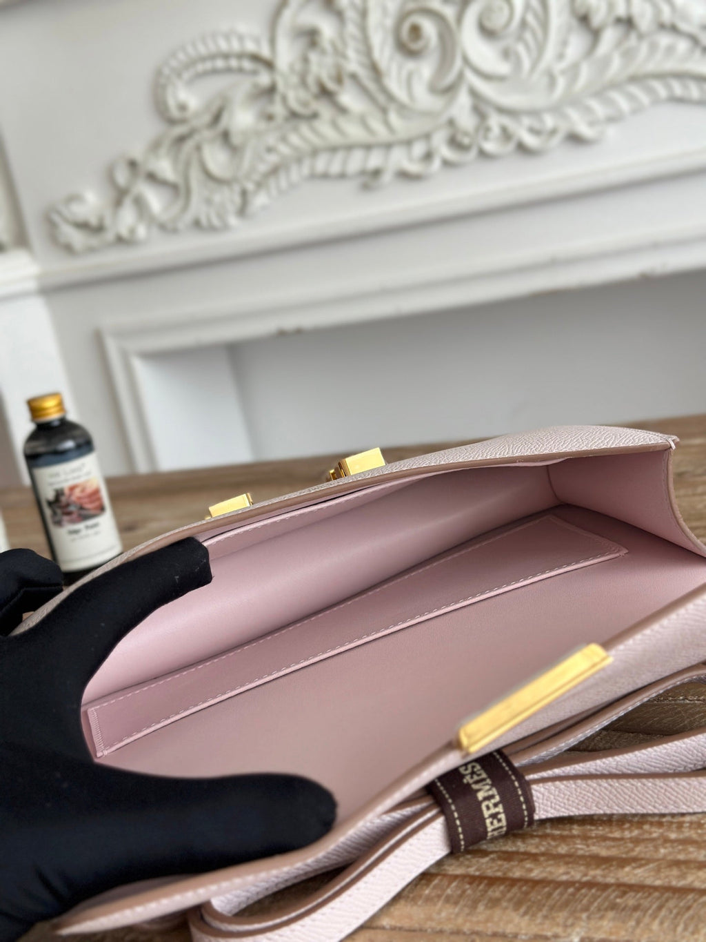 Hermès Constance bag in Light Pink Epsom leather H382653 - Gold - View 10