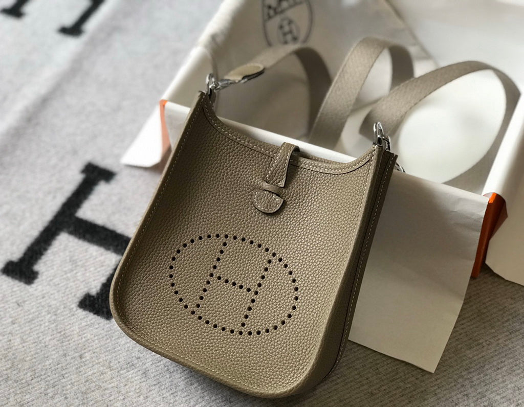 Hermès Evelyne 18 Togo Leather Shoulder Mini Bag Silver Gray - Default Title - View 5