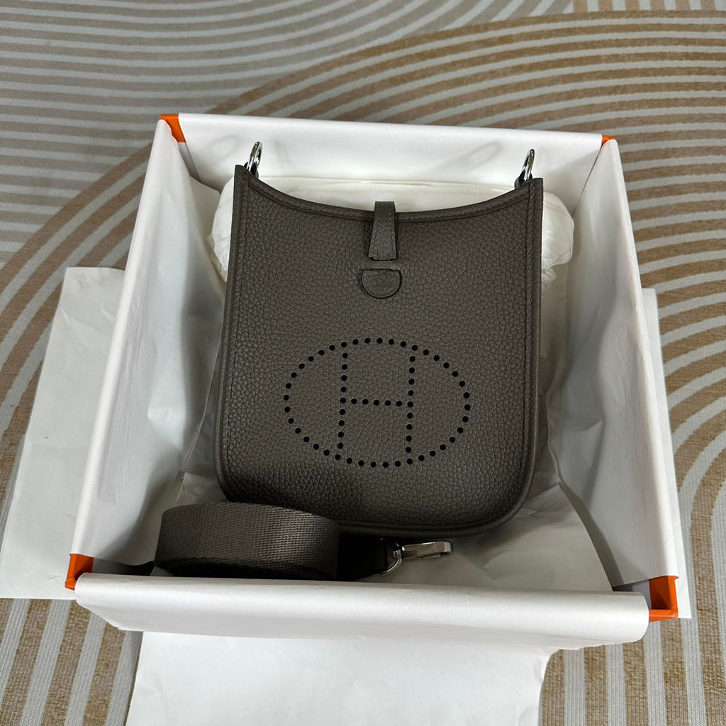 Hermes Evelyne III 17 Dark Gray Togo Leather Bag Silver H5607 - Default Title - View 1