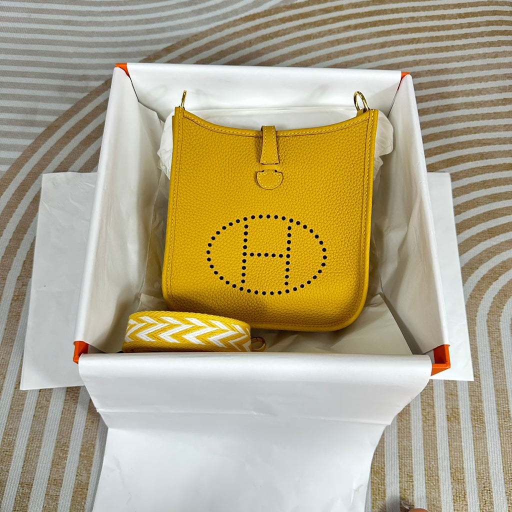 Hermes Evelyne III 17 Yellow Togo Leather Bag Gold H5608 - Default Title - View 1