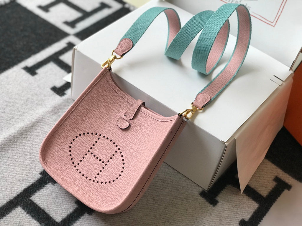 Hermes Evelyne III 18 Togo Leather Crossbody half Handmade Bag Gold Light Pink - Default Title - View 1