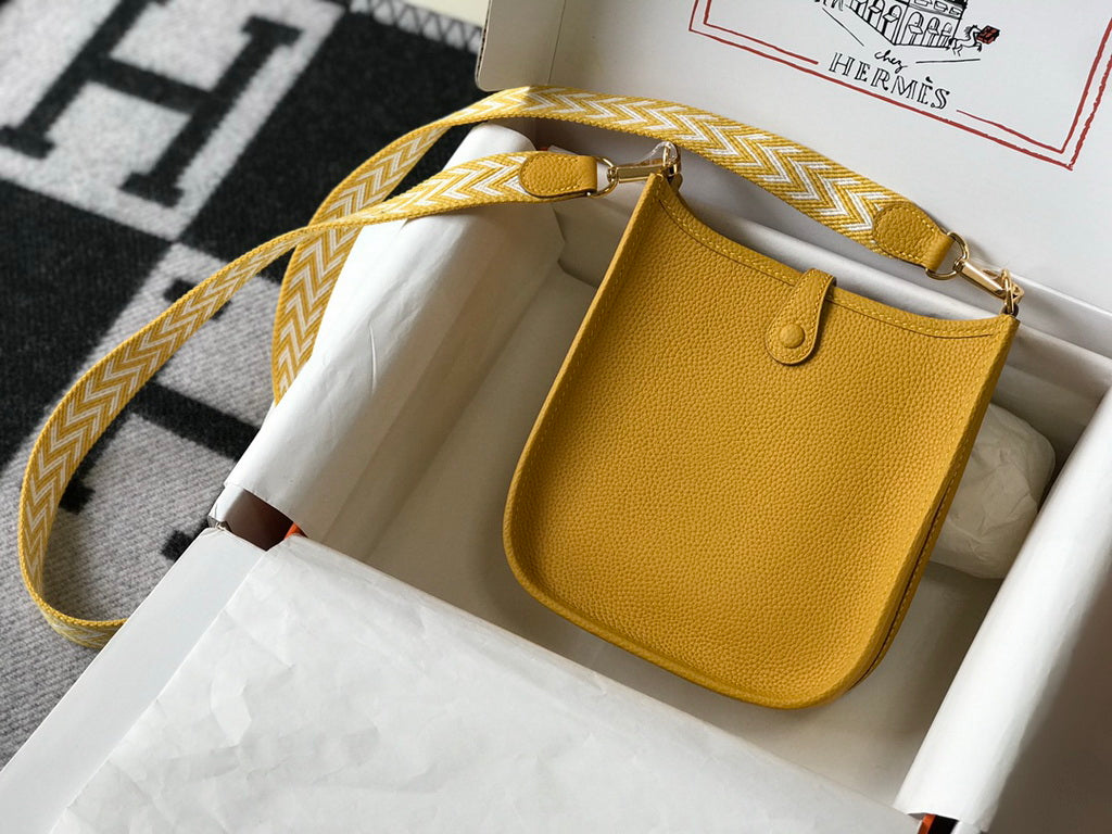 Hermes Evelyne III 18 Togo Leather Crossbody half Handmade Bag Gold Yellow - Default Title - View 4