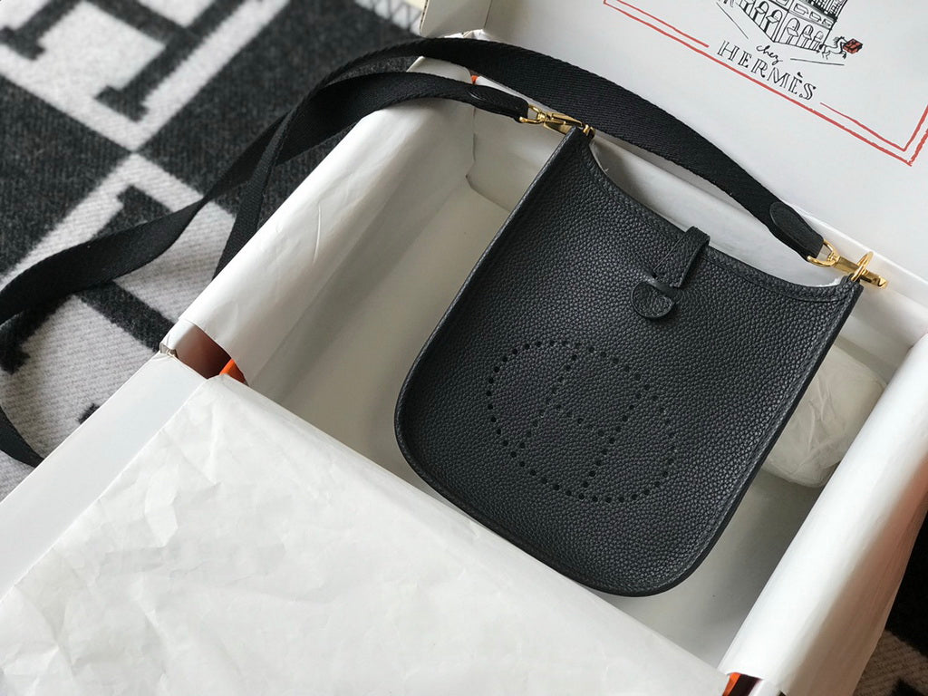 Hermes Evelyne III 18 Togo Leather Crossbody half Handmade Bag Gold Black - Default Title - View 4