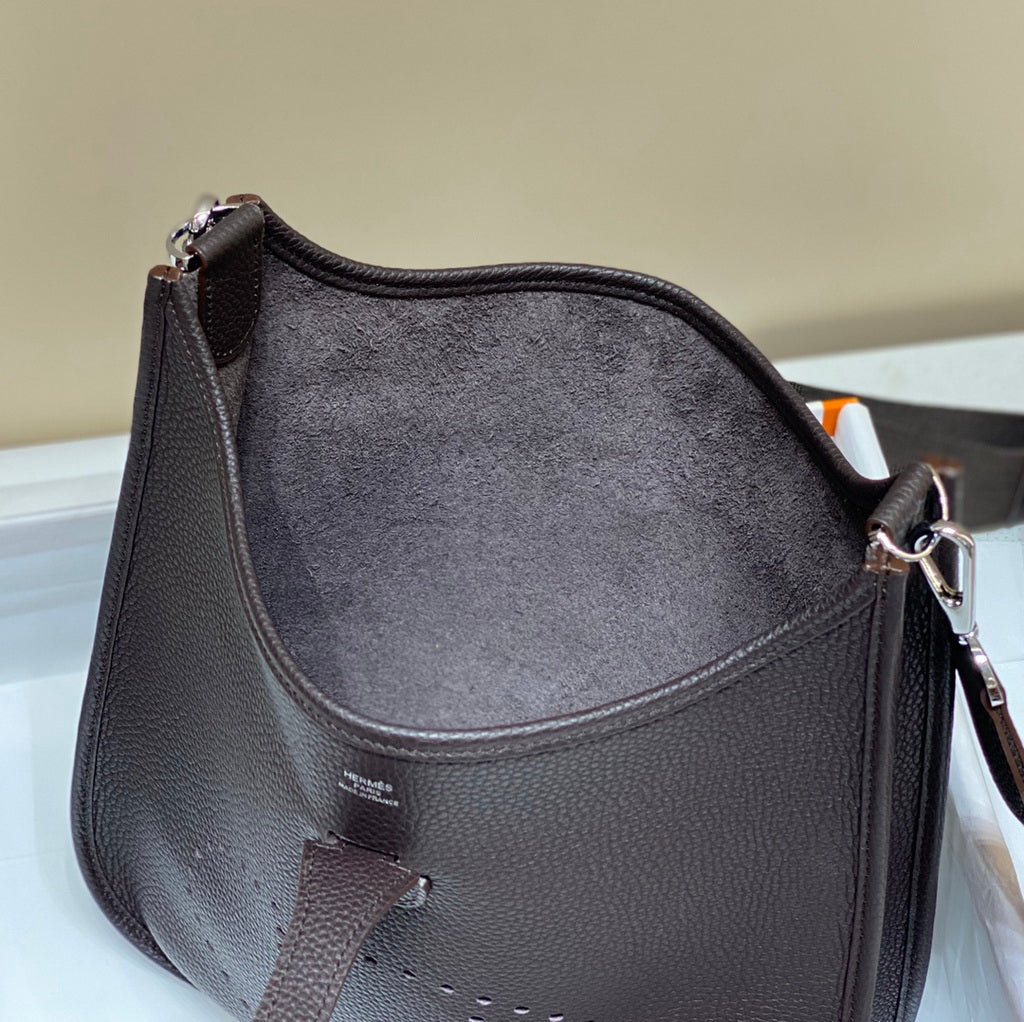 Hermès Evelyne III 29 Taurillon Clemence Shoulder Bag Coffee Silver - Default Title - View 10