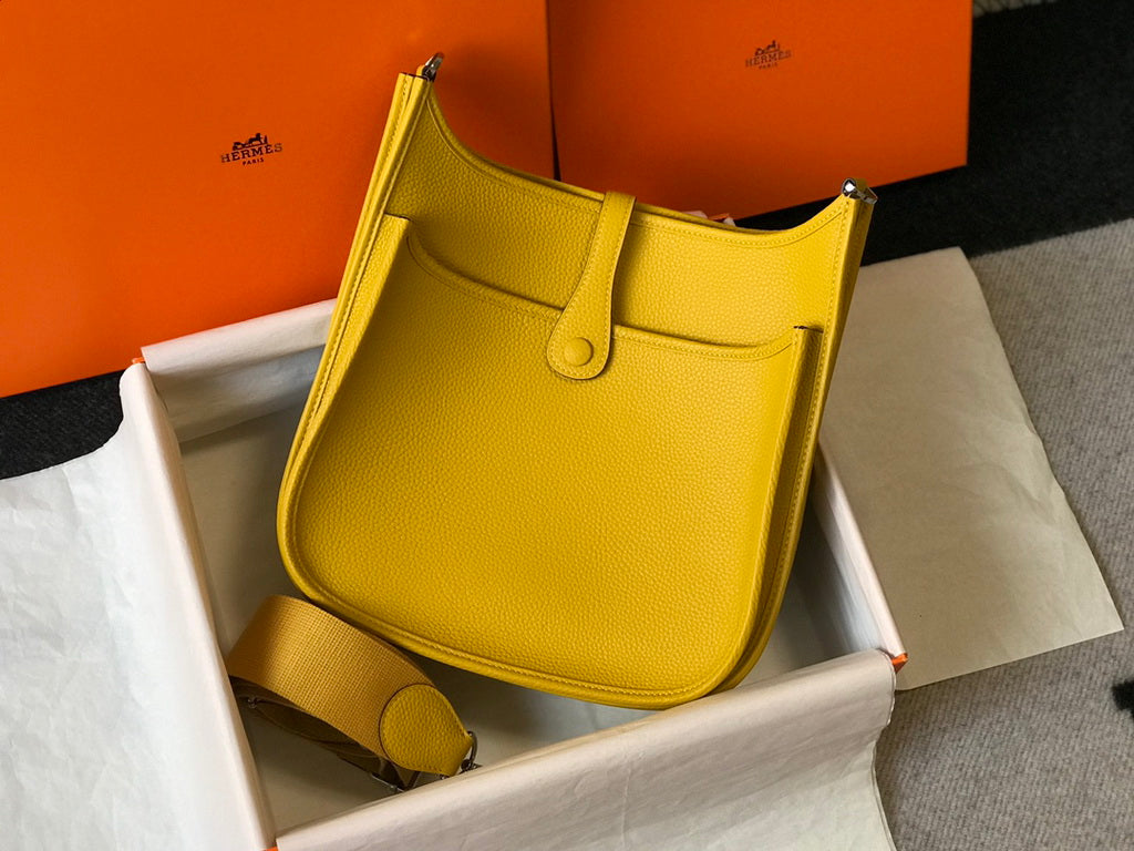 Hermès Evelyne III 29 Taurillon Clemence Shoulder Bag Yellow Silver - Default Title - View 2