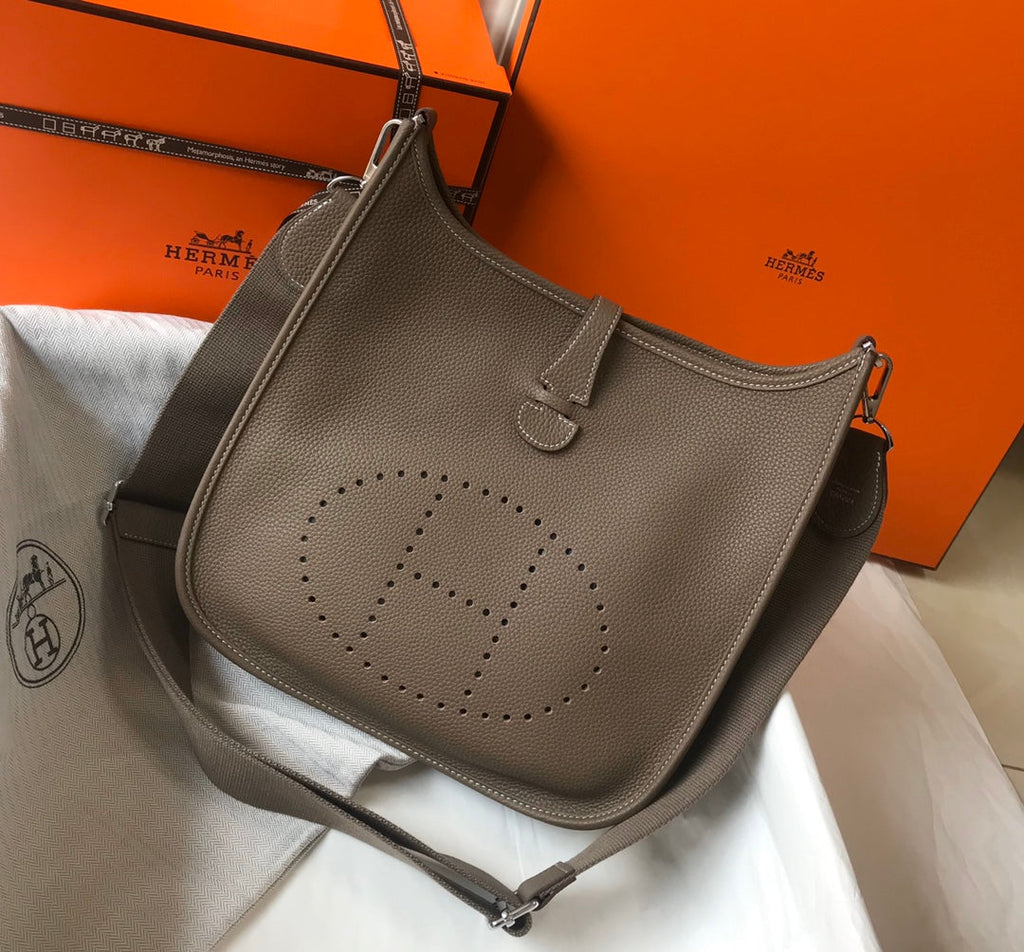 Hermès Evelyne III 29 Taurillon Clemence Shoulder Bag Dark Gray Silver - Default Title - View 1