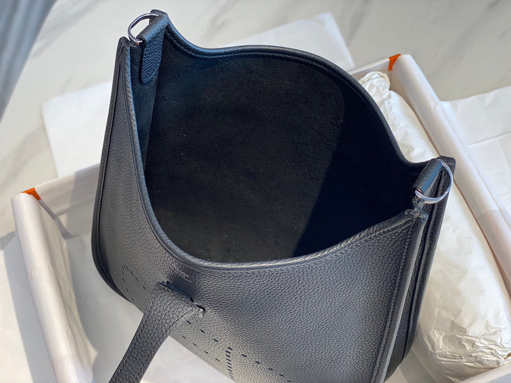 Hermès Evelyne III 29 Taurillon Clemence Shoulder Bag Black Silver - Default Title - View 9