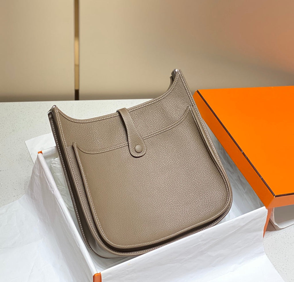 Hermès Evelyne III 29 Taurillon Clemence Shoulder Bag Silver Gray - Default Title - View 2