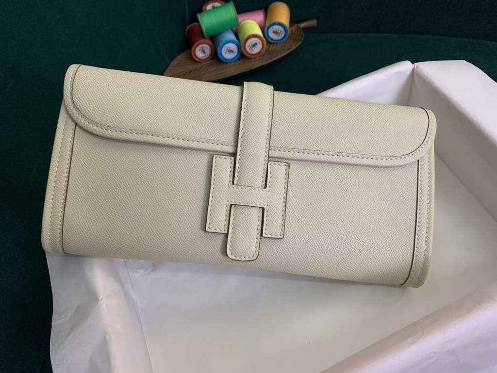 Hermes Jige 29cm Wallet Clutch In Epsom Leather Beige - Default Title - View 1