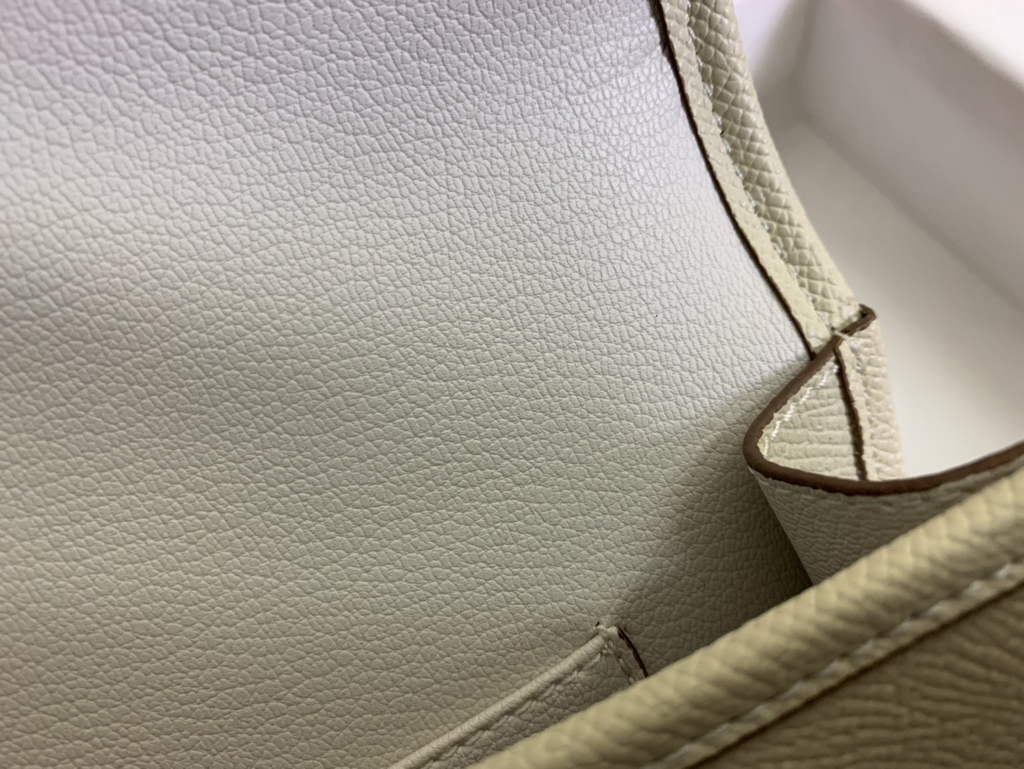 Hermes Jige 29cm Wallet Clutch In Epsom Leather Beige - Default Title - View 8
