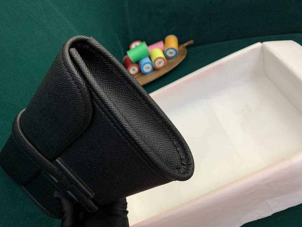 Hermes Jige 29cm Wallet Clutch In Epsom Leather Black - Default Title - View 3
