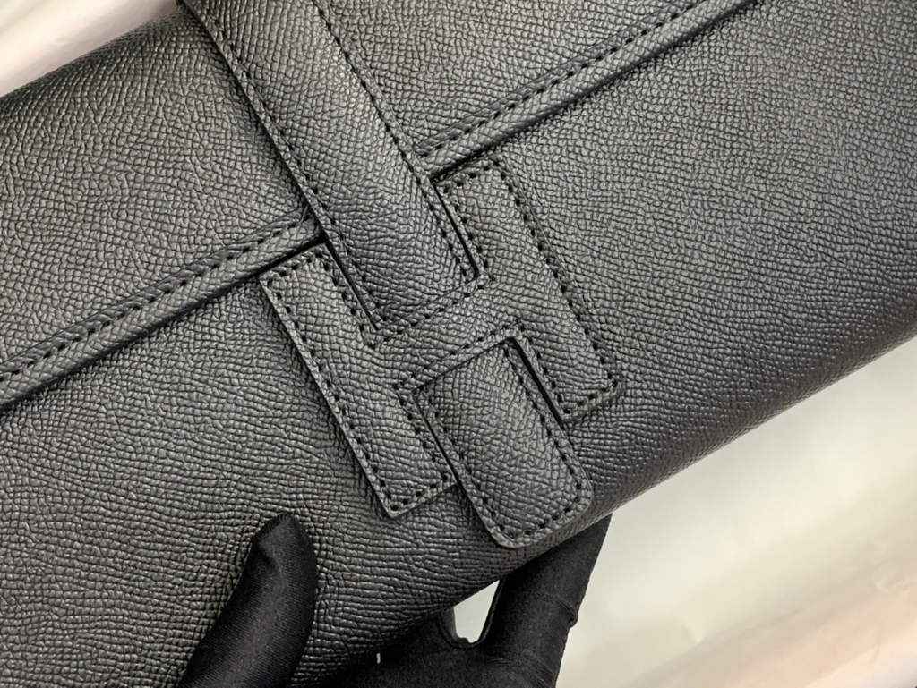 Hermes Jige 29cm Wallet Clutch In Epsom Leather Black - Default Title - View 4
