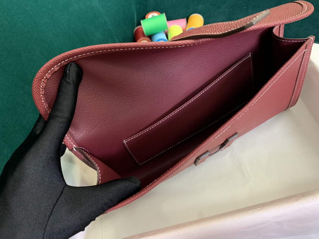 Hermes Jige 29cm Wallet Clutch In Epsom Leather Wine Red - Default Title - View 9