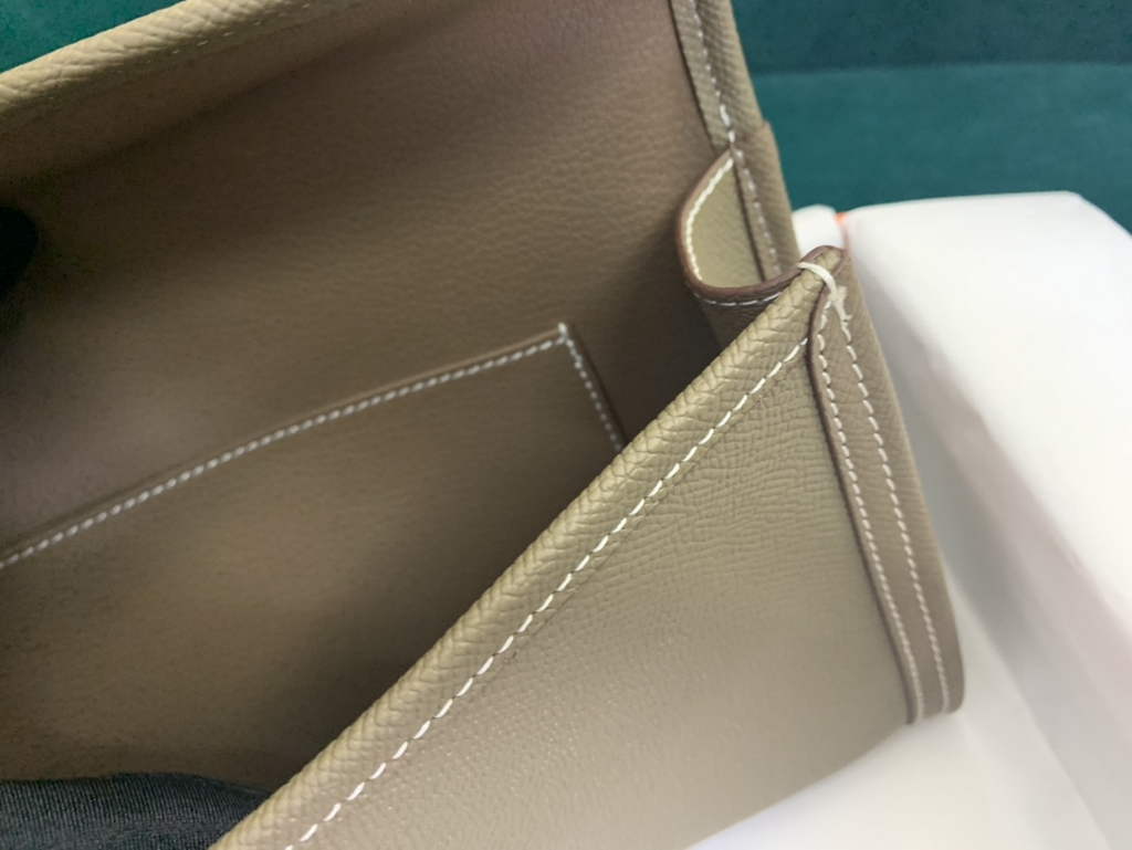 Hermes Jige 29cm Wallet Clutch In Epsom Leather Gray - Default Title - View 7