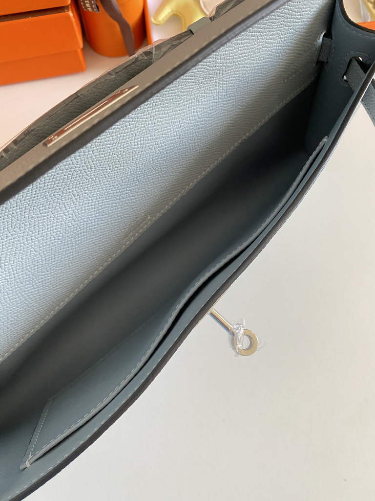 Hermès Kelly Cut Clutch 31cm Epsom Leather Gray Silver - Default Title - View 5