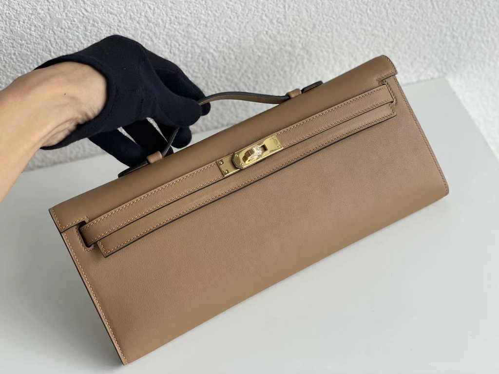 Hermès Kelly Cut Clutch 31cm Swift Leather Kakhi Gold - Default Title - View 2