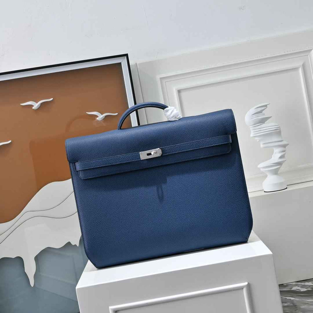 Hermès Kelly Dépêche 36 in Dark Blue Togo Leather - Default Title - View 1