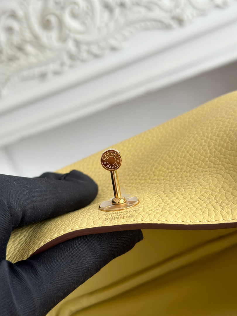 Hermes Lindy Mini Bag Togo Leather Light Yellow Gold H68604 - Default Title - View 8