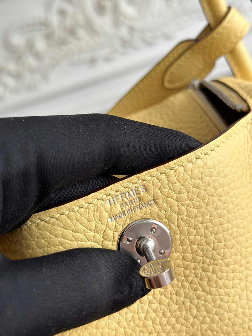 Hermes Lindy Mini Bag Togo Leather Light Yellow Silver H68605 - Default Title - View 7
