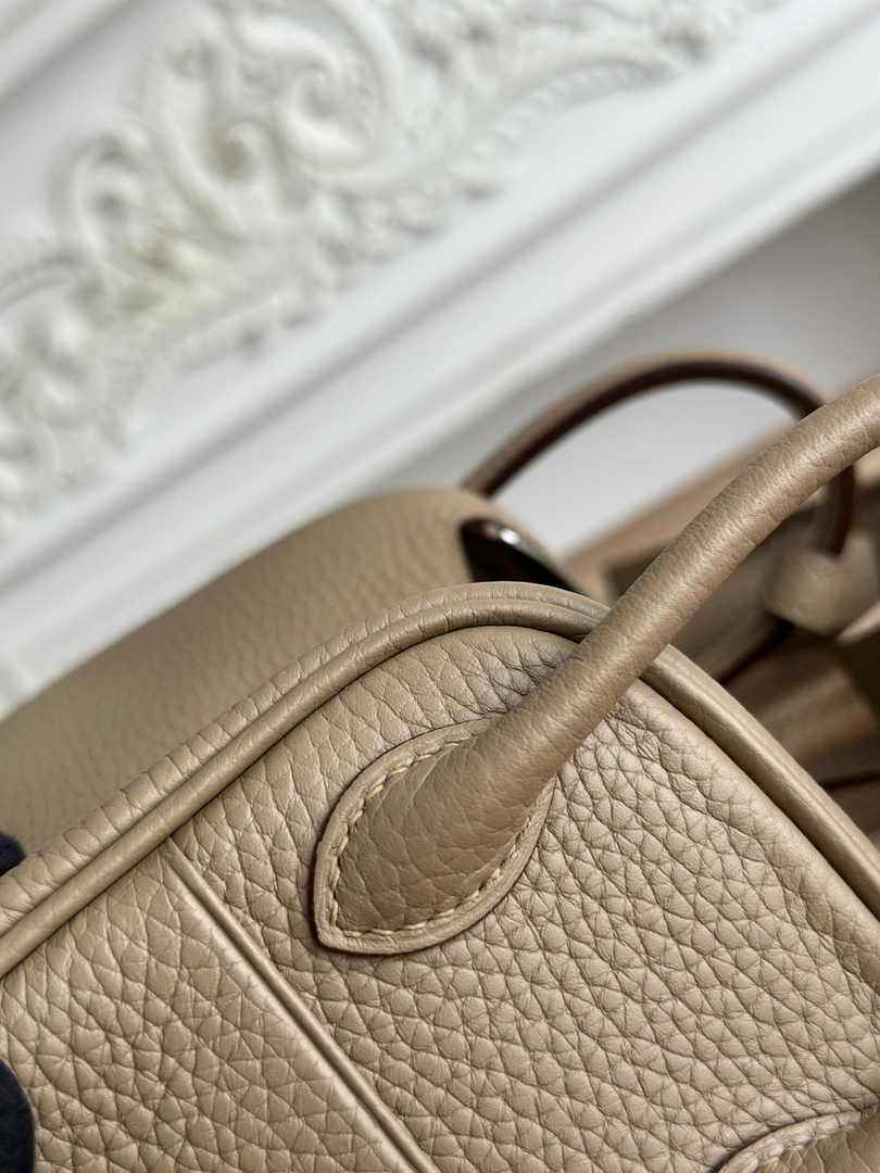 Hermes Lindy Mini Bag Togo Leather Light Gray Silver H68622 - Default Title - View 5