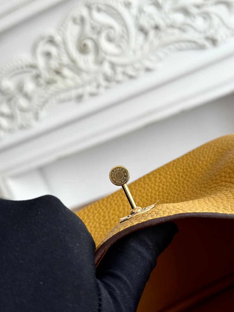 Hermes Lindy Mini Bag Togo Leather Yellow Gold H68625 - Default Title - View 8