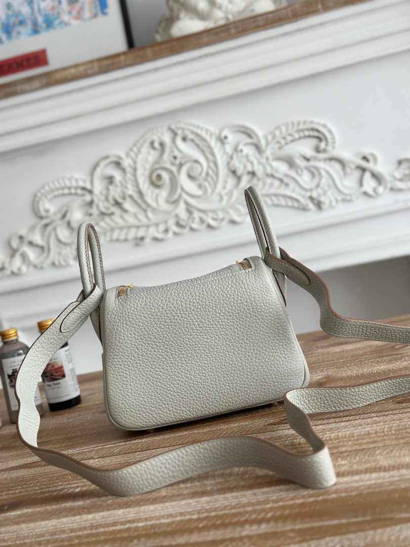 Hermes Lindy Mini Bag Light Gray Togo Leather Gold H68652 - Default Title - View 3