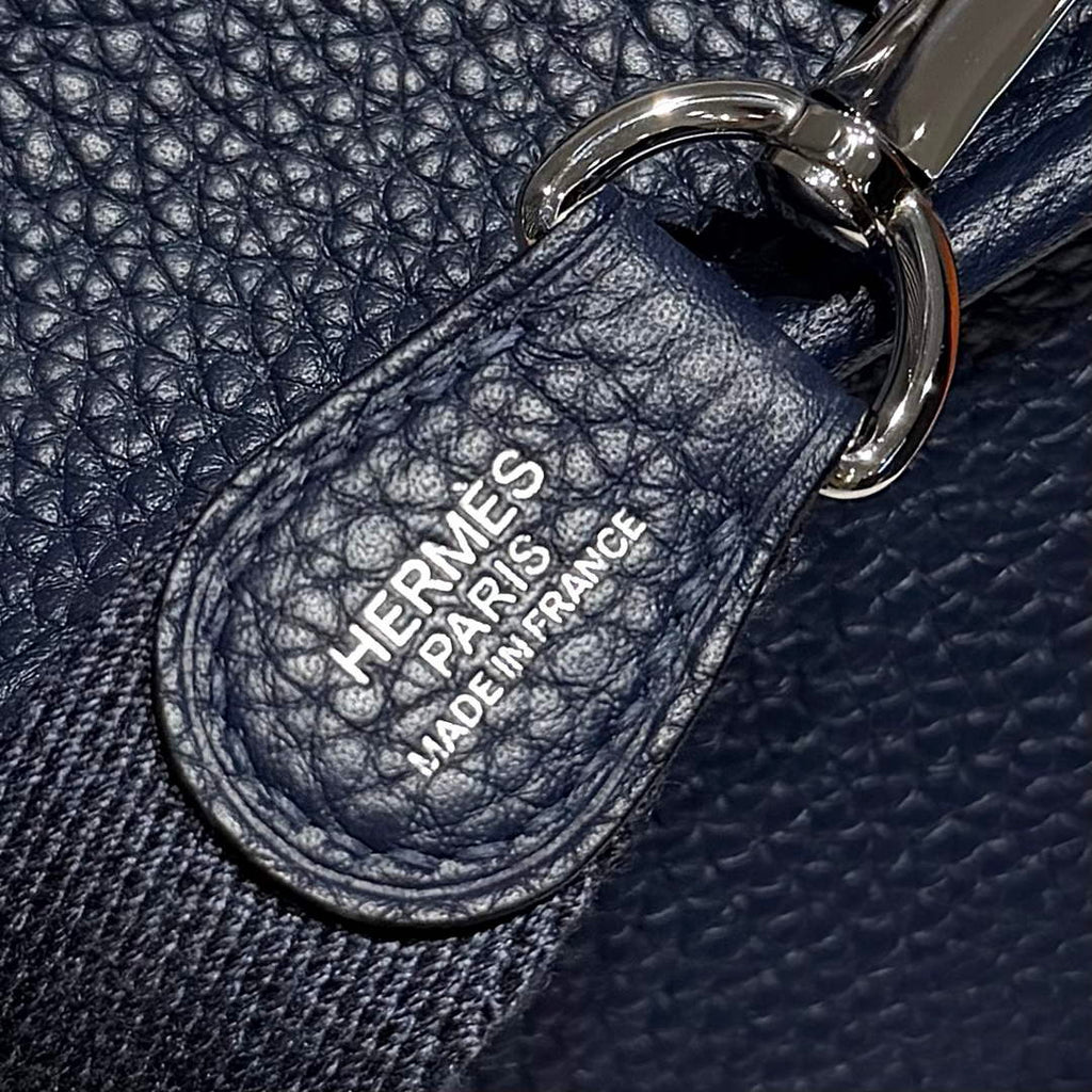 Hermes Mini Evelyne 16 Bag in Taurillon Clemence Leather H069439 - Default Title - View 4