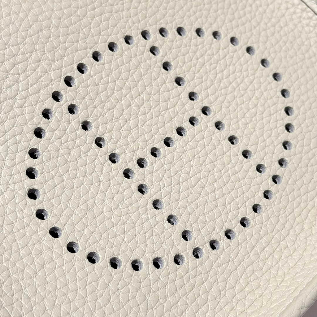 Hermes Mini Evelyne 16 Bag in Taurillon Clemence Leather H069421 - Default Title - View 4