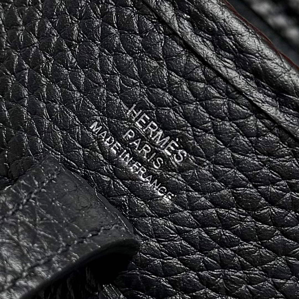 Hermes Mini Evelyne 16 Bag in Taurillon Clemence Leather H069435 - Default Title - View 2