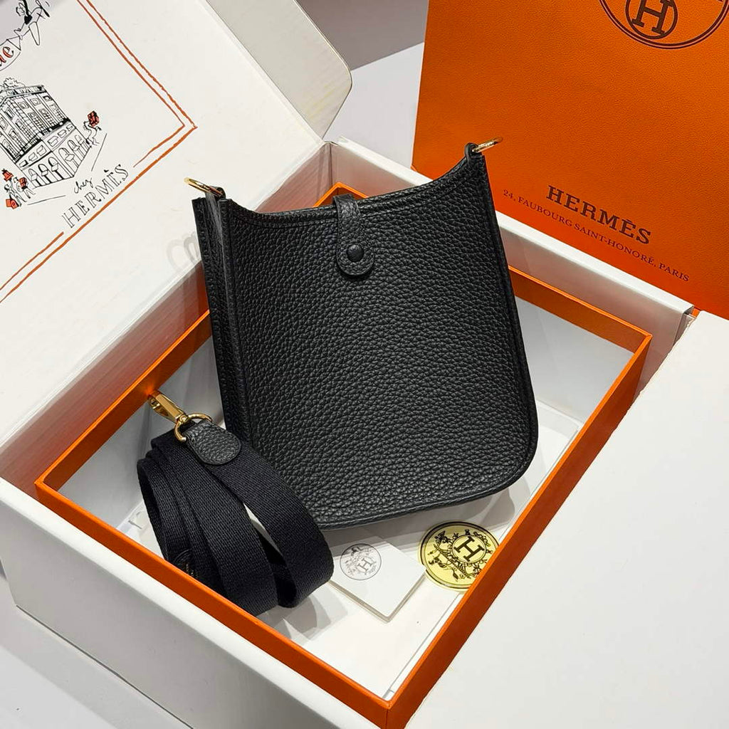 Hermes Mini Evelyne 16 Bag in Taurillon Clemence Leather H069436 - Default Title - View 2
