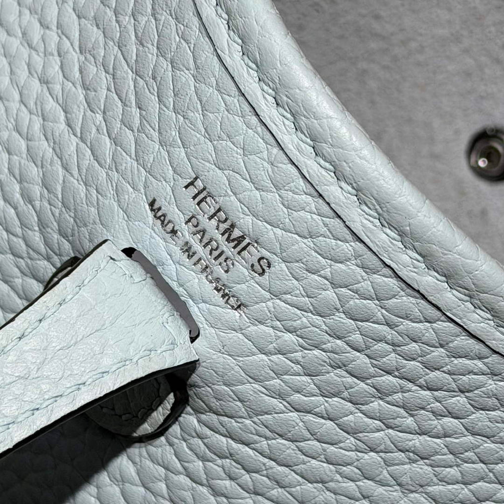 Hermes Mini Evelyne 16 Bag in Taurillon Clemence Leather H069441 - Default Title - View 3
