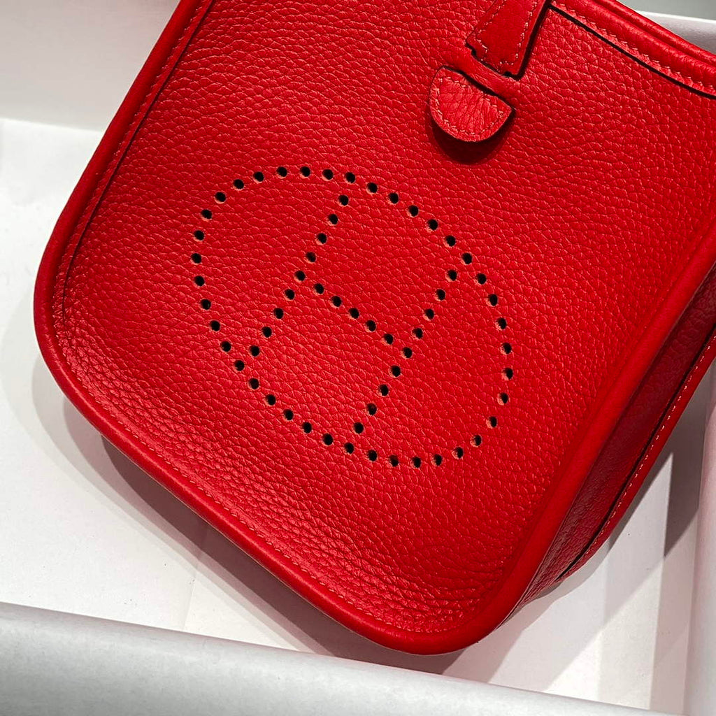 Hermes Mini Evelyne 16 Bag in Taurillon Clemence Leather H069424 - Default Title - View 3