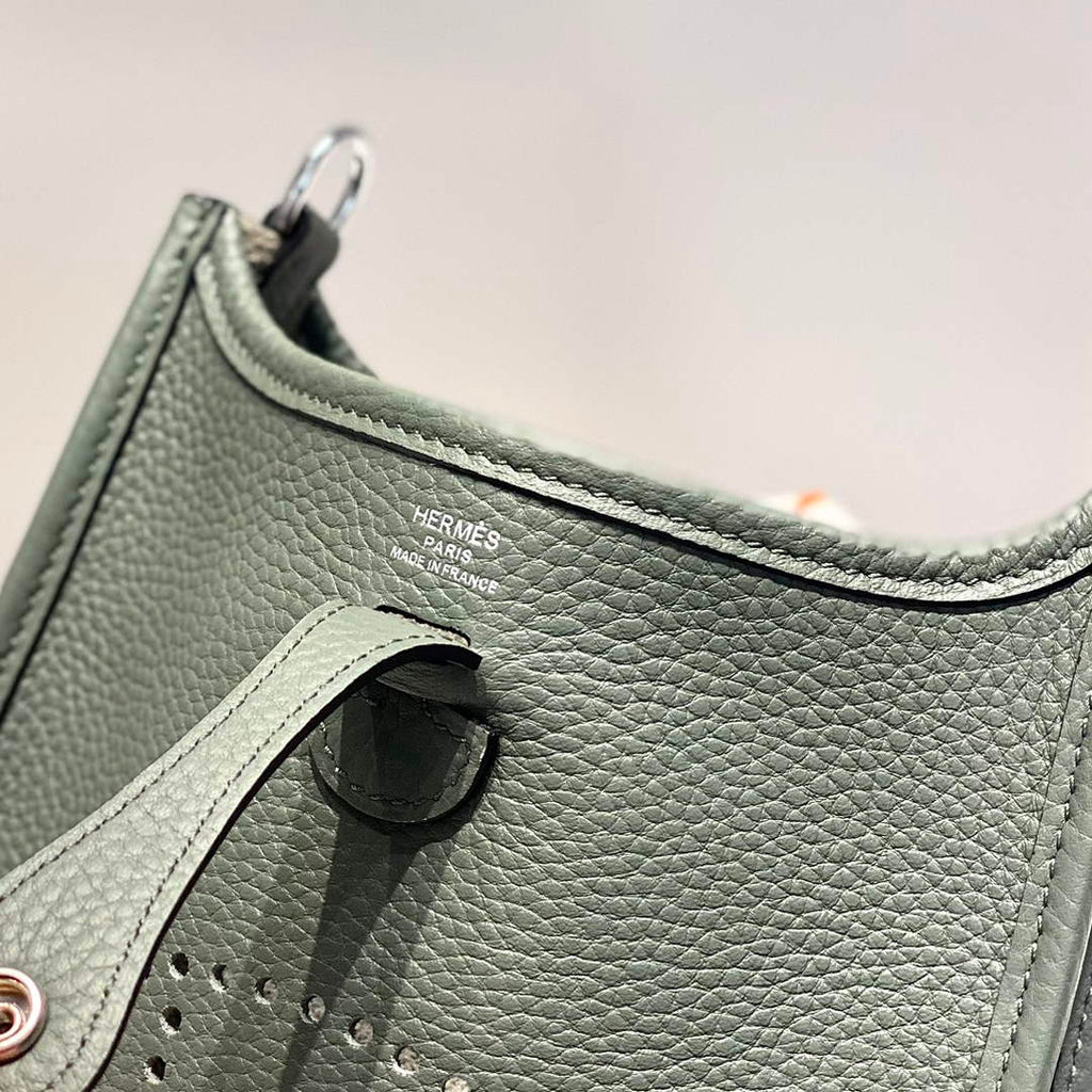 Hermes Mini Evelyne 16 Bag in Taurillon Clemence Leather H069428 - Default Title - View 4