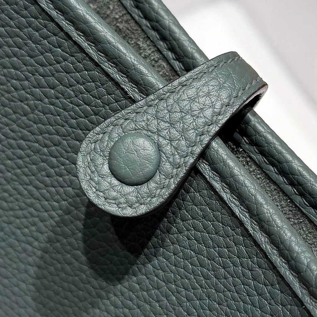 Hermes Mini Evelyne 16 Bag in Taurillon Clemence Leather H069427 - Default Title - View 4