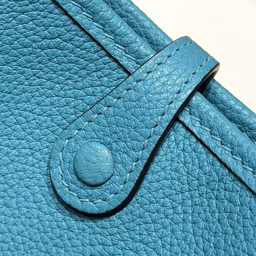 Hermes Mini Evelyne 16 Bag in Taurillon Clemence Leather H069432 - Default Title - View 4